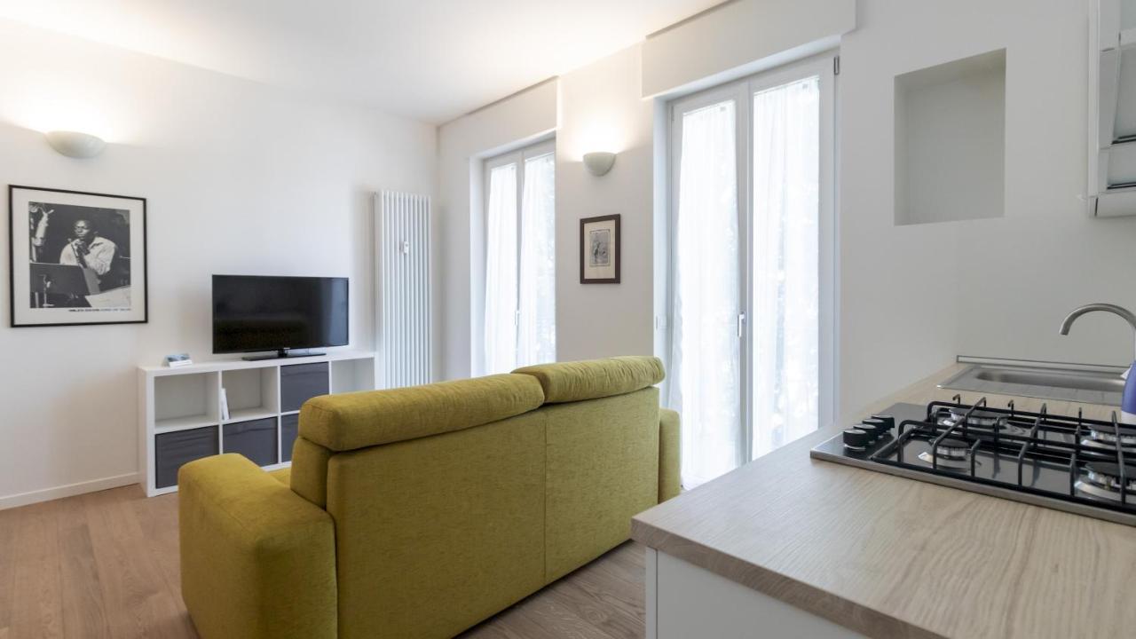 Italianway - Caterina Da Forli 6 Apartment Милано Екстериор снимка