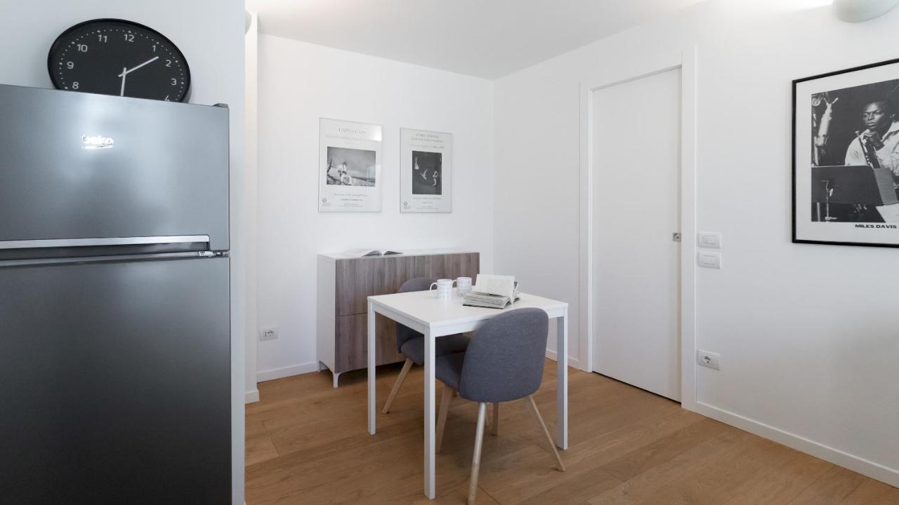 Italianway - Caterina Da Forli 6 Apartment Милано Екстериор снимка